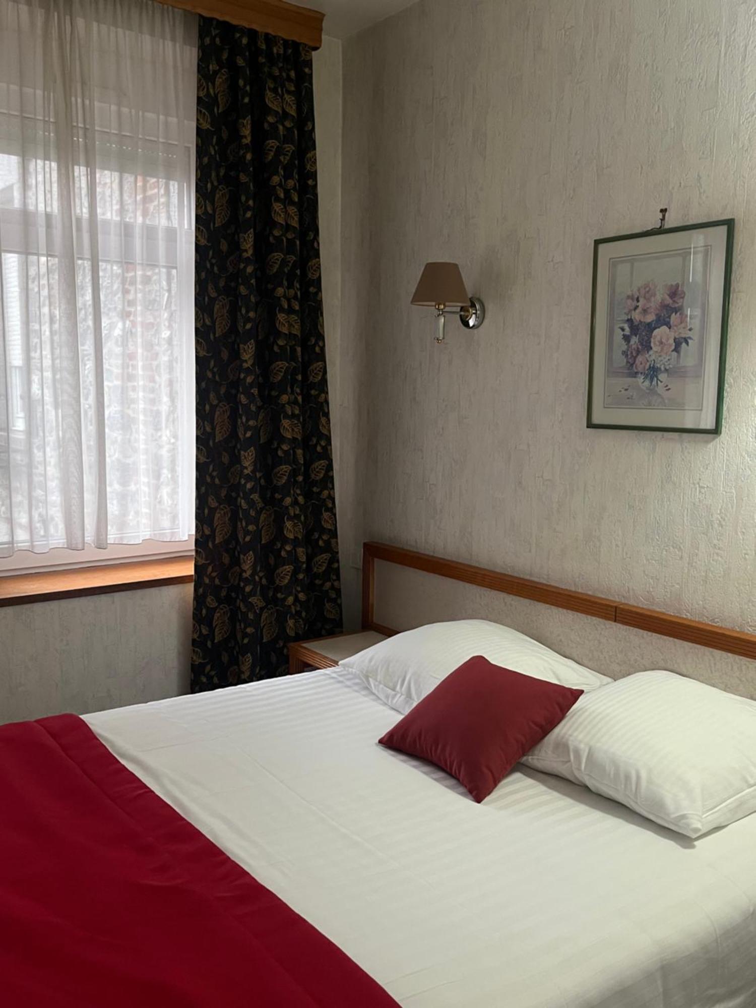 Hotel Val Saint Hilaire ジヴェ エクステリア 写真